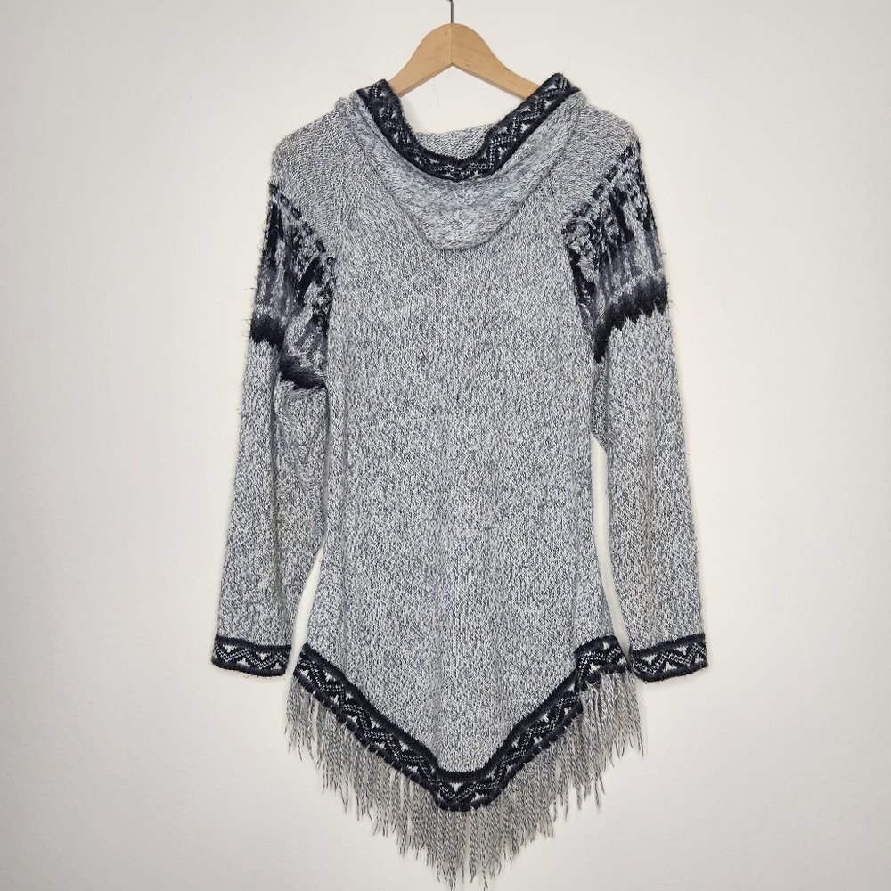 Pullover Ethnic Gray Knit Llama Print Hoodie Tasseled Sweater Cape Poncho Womens - Picture 3 of 4